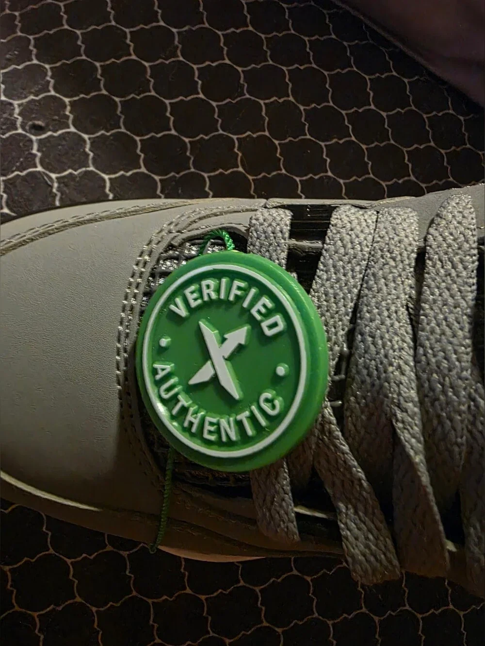 AIR JORDAN RETRO Cool Gray - Picture 2 of 5